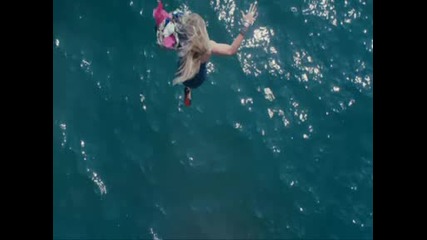 I kissed a girl Intro