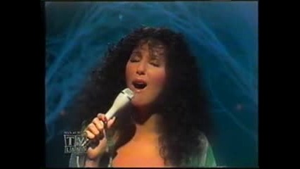 Sonny , Cher - Love Hurts (cher solo 1976)
