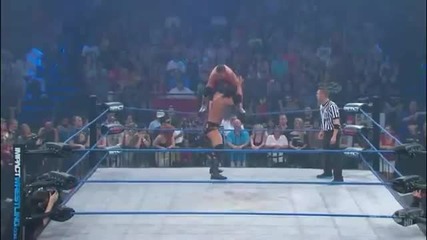 Fireman's Carry Gutbuster - Bobby Roode