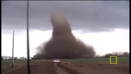 Ng Chasing Tornadoes 