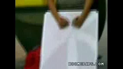artist uses both hands at once