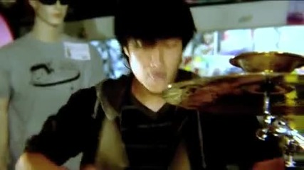 Evolove - Toyshop girl 