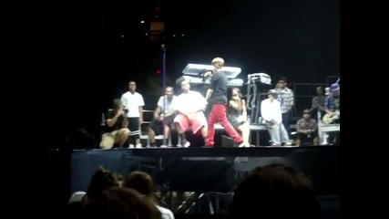 Justin Bieber - Teach Me How To Dougie