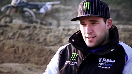 The official 2010 Yamaha Monster Energy Mx Motocross Teams Presentation - Mx1, Mx2 