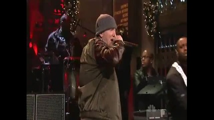Тоя Човек Спирка Няма !!!! We !!! Eminem - No Love ft.weezy [live Saturday Night ]
