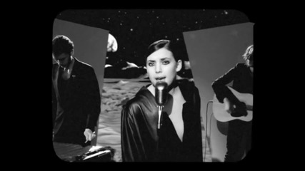 Lykke Li - Sadness Is a Blessing ( Live on the Moon )