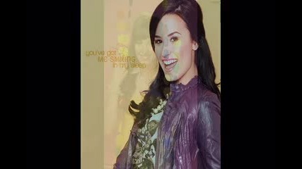 Demi Lovato - a Niley supporter