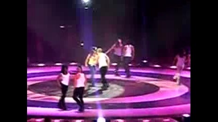 Britney Mannequin Live from Paris