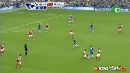 Гениален гол на Дрогба срещу Арсенал 