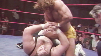 Kerry Von Erich vs. King Kong Bundy: WCCW, May 29, 1982 (WWE Network Exclusive)