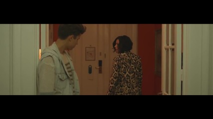 Julia Volkova - Держи рядом *текст*