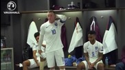 ВИДЕО: Посрещането на Уейн Рууни в съблекалнята на Англия след рекорда