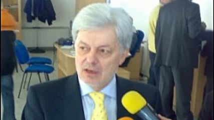 Валентин Михов