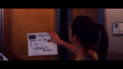 Тя се завърна !n E W !maddi Jane - Barricade (official Music Video)