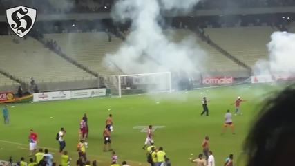 Як бой на стадион в Бразилия