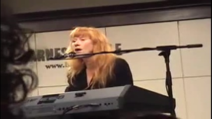  Loreena Mckennitt At Barnes... 