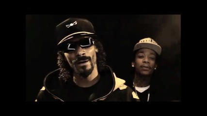 Snoop Dogg & Wiz Khalifa Ft. Juicy J - Smokin On