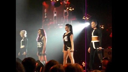 Teen Awards- Little Mix - Dna