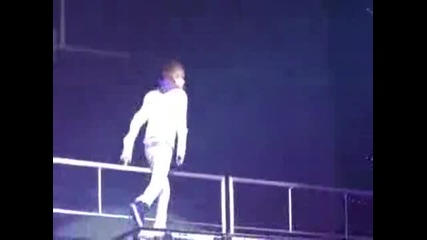 Justin Bieber - Bigger На живо от Madison Square Garden! 