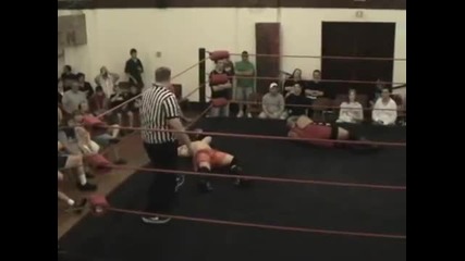 Tyler Black ( Seth Rollins ) vs Marek Brave vs Danny Daniels - Scott County Wrestling