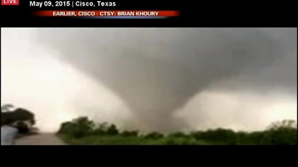 Торнадо помля Тексас