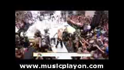 Lady Gaga - Teeth (on Today Show) (live) (2010) (musicplayon.com) 
