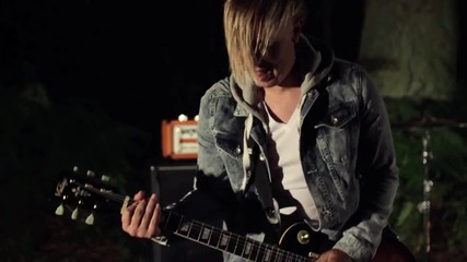 White Clouds & Gunfire - Turn Out The Lights