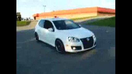 Въртене На Гуми От Vw Gti Mk5 2.0t