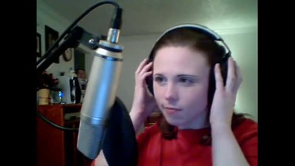 Laura sings the Diva Dance from the Fifth Element