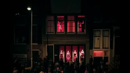 Червените фенери срещу трафика на хора и проституирането по принуда