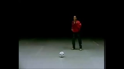 Best Ronaldinho Freestyle Video Ever .copied.