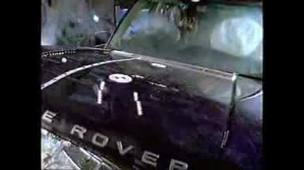 Range Rover Crash Test