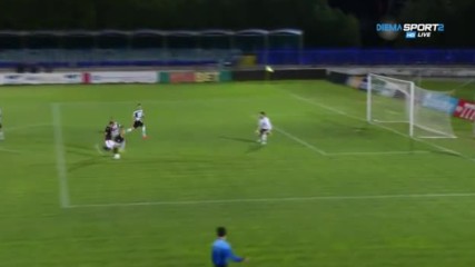 Секунди преди почивката Лудогорец вкара трети гол