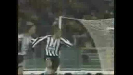 Trezeguet vs Adriano !
