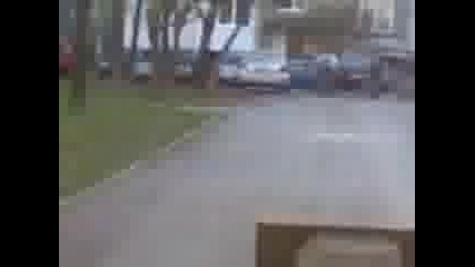 Луди скокове с колело