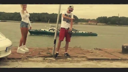 The Chef a.k.a The Hustla - Gold Digga' (official Video) 2013