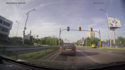 Минаване на червен светофар 23