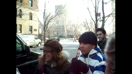 Selena Gomez Leaving Nyc Hotel 2010 !