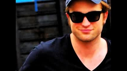 Robert Pattinson - Waiting