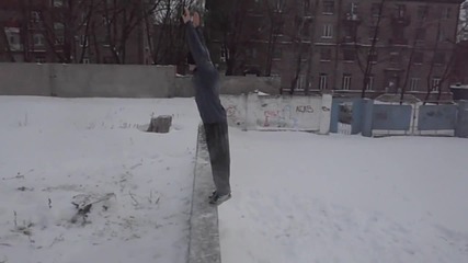 Двойно задно салто на сняг - междувременно в Русия