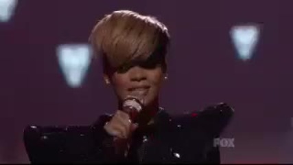 Rihanna performing Rockstar 101 @ American Idol 