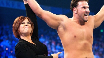 5 Superestrelas esquecidas de SmackDown: WWE List This!