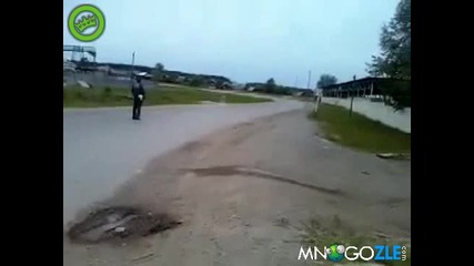 Руски полицаи срещу мотор