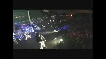 Mushroomhead - Becoming Cold. 