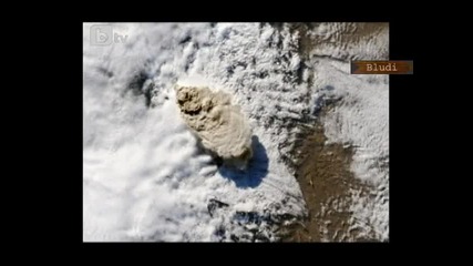 Уникaлни кадри на изригващ вулкан