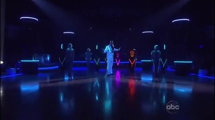 Chris Brown - Forever, Beautiful People ( Live @ Dancing with Stars) 