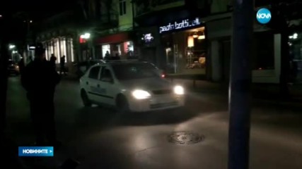 Кола влетя в магазин в центъра на Велико Търново (ВИДЕО)