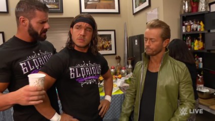 Bobby Roode & Chad Gable put a damper on Drake Maverick's day: Raw, Nov. 19, 2018