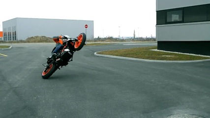 Rok Bagoros показва как се кара Ktm !