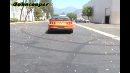 2012 Ford Mustang Gt - Take Off